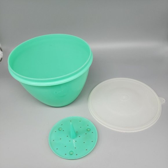 Tupperware Kitchen Vintage Tupperware Crispit Green Lettuce Keeper